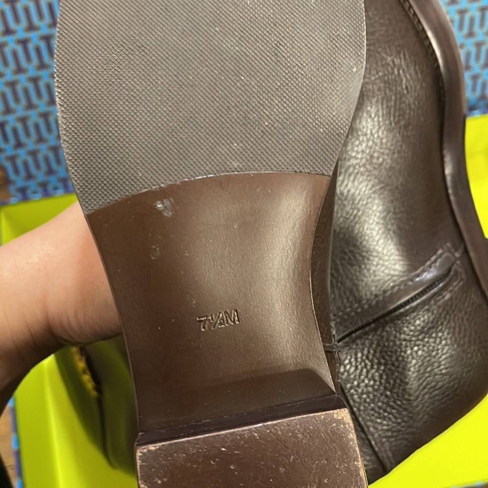 TORY Burch Joana riding boot NWT size 7.5 coconut color - Picture 9 of 11